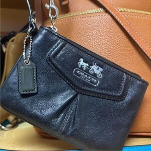 Coach Black Leather Wristlet Pouch Silver Logo Purple Lining EUC